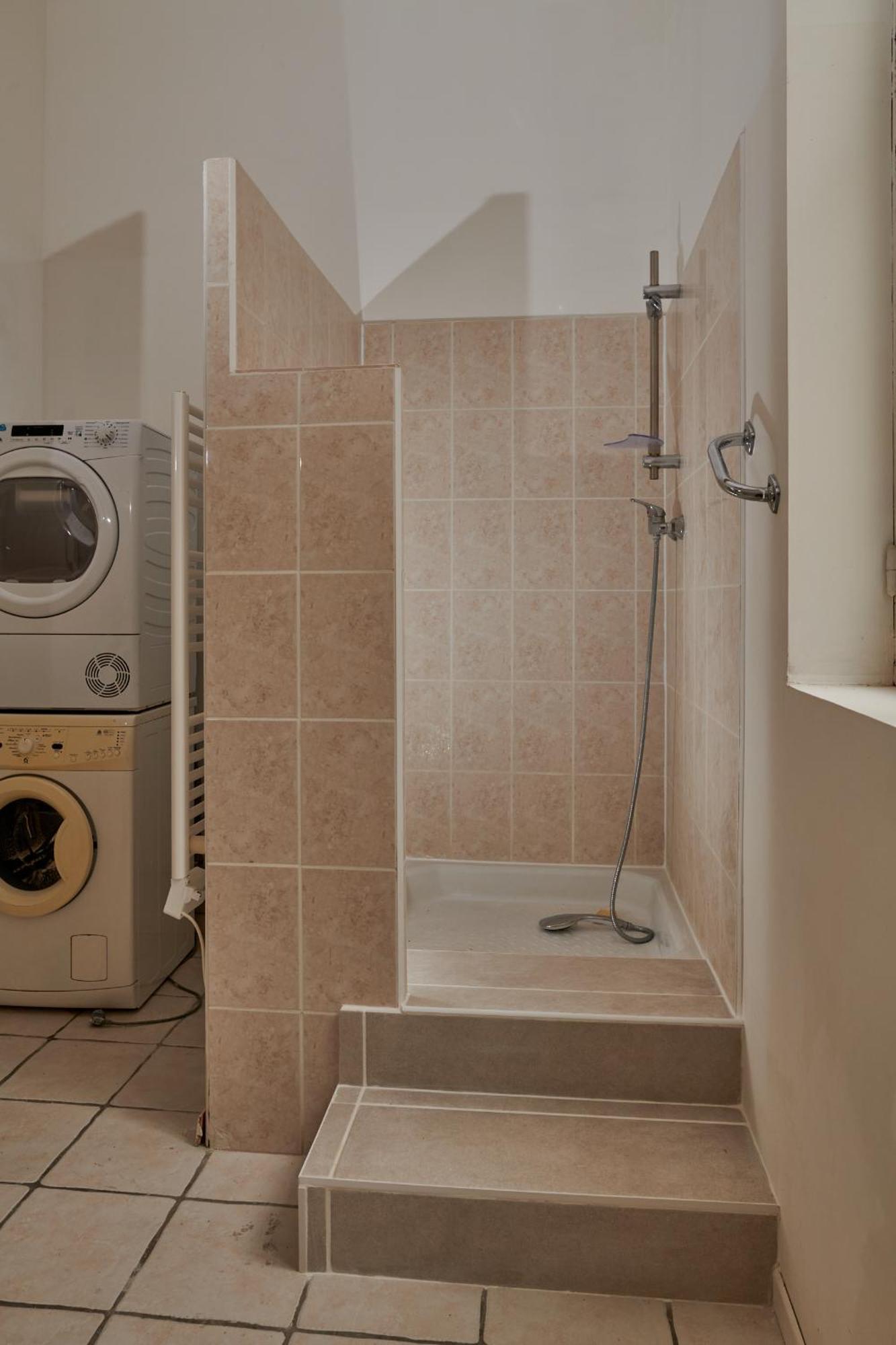 Grand Appartement Au Coeur De Sète Exteriör bild